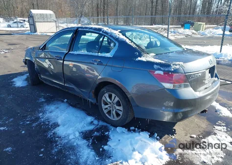 2008 Honda Accord 2.4 Lx-P z USA, uszkodzony, nr VIN 1HGCP26428A109632